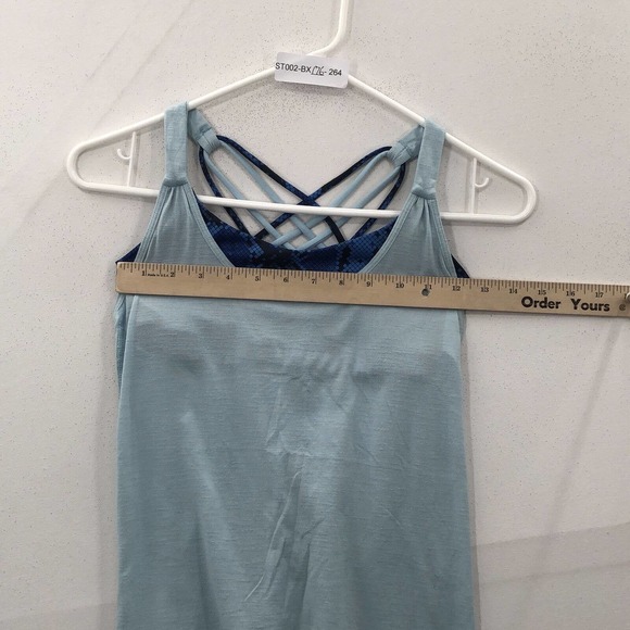 Lululemon Womens Blue Built In Bra Strappy Back Pullover Athletic Tank Top Sz 2 - Picture 2 of 7